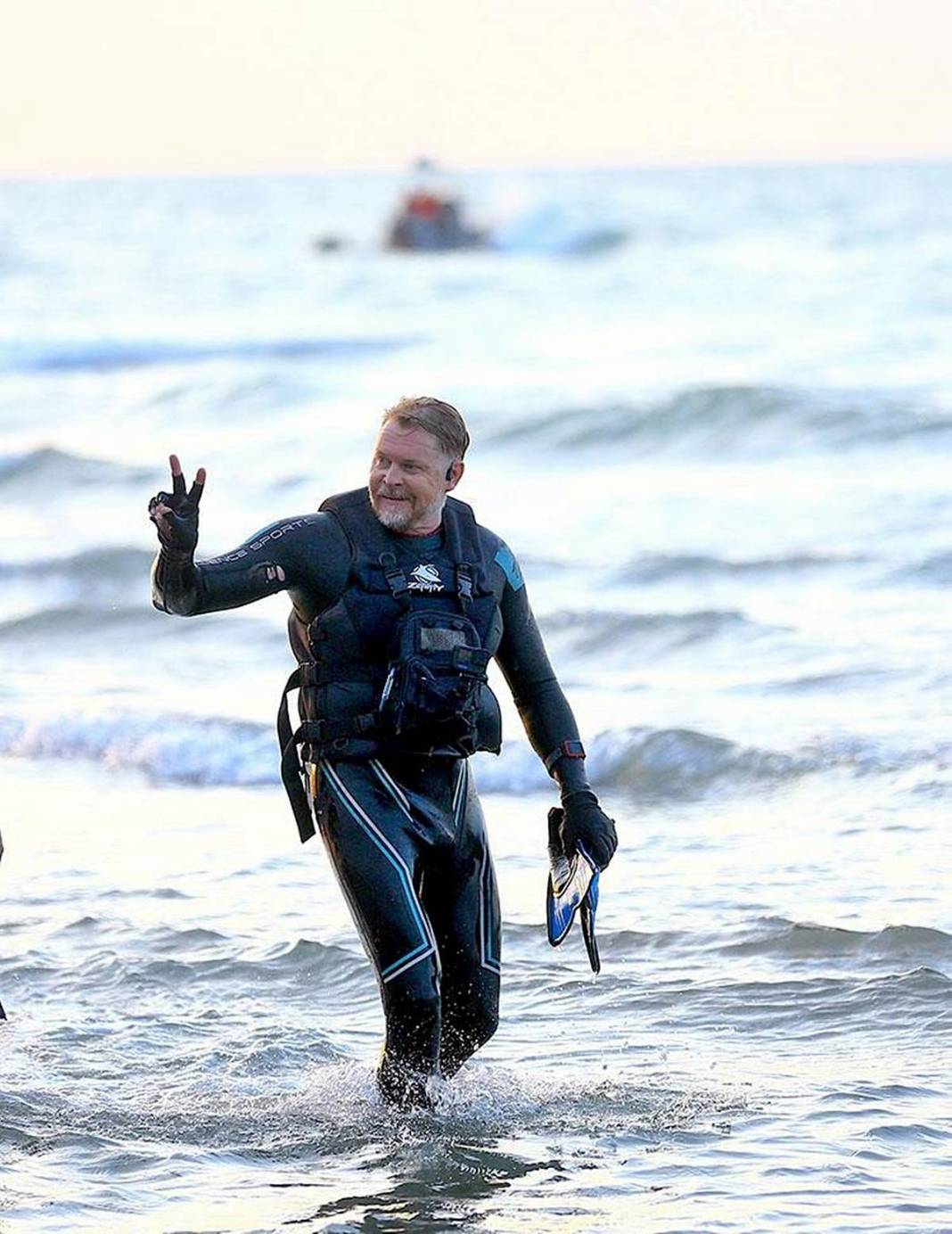 Ünlü gezginden itiraf: Türkiye'de seyahat etmek zor! Dünyayı 26 yıldır yürüyerek dolaşan kâşif şaşkına döndü 8